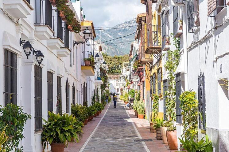 Cozy 2-Bed 2-Bathroom Apartment In Marbella Town Centre 외부 사진
